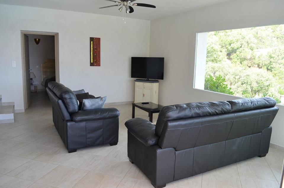 Residence Mare E Monte Favone Bagian luar foto