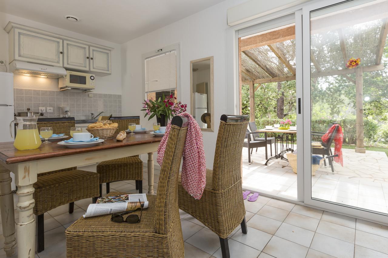 Residence Mare E Monte Favone Bagian luar foto