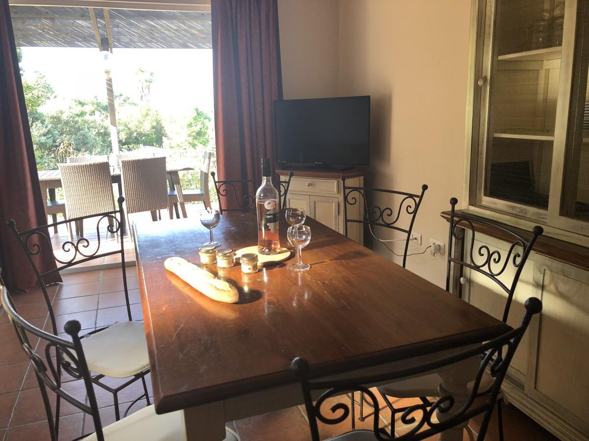 Residence Mare E Monte Favone Bagian luar foto
