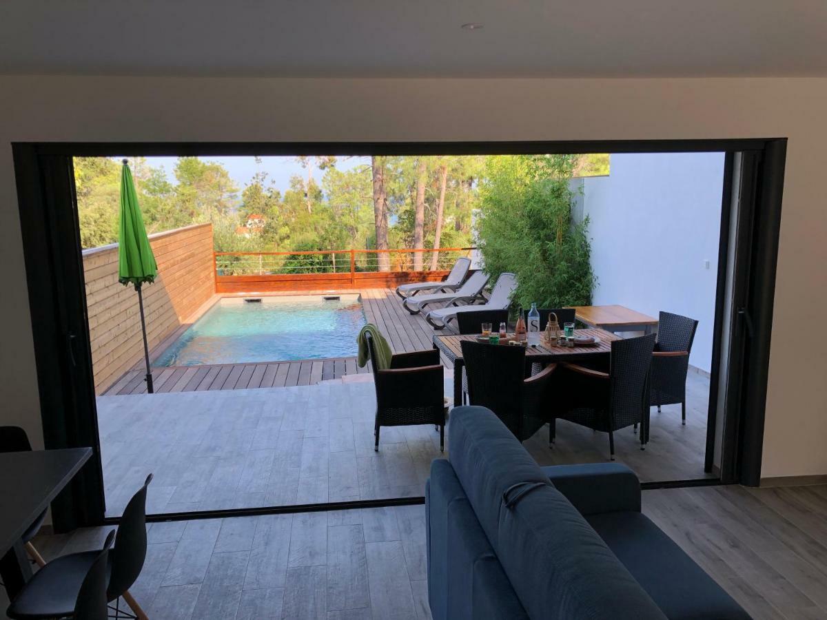 Residence Mare E Monte Favone Bagian luar foto
